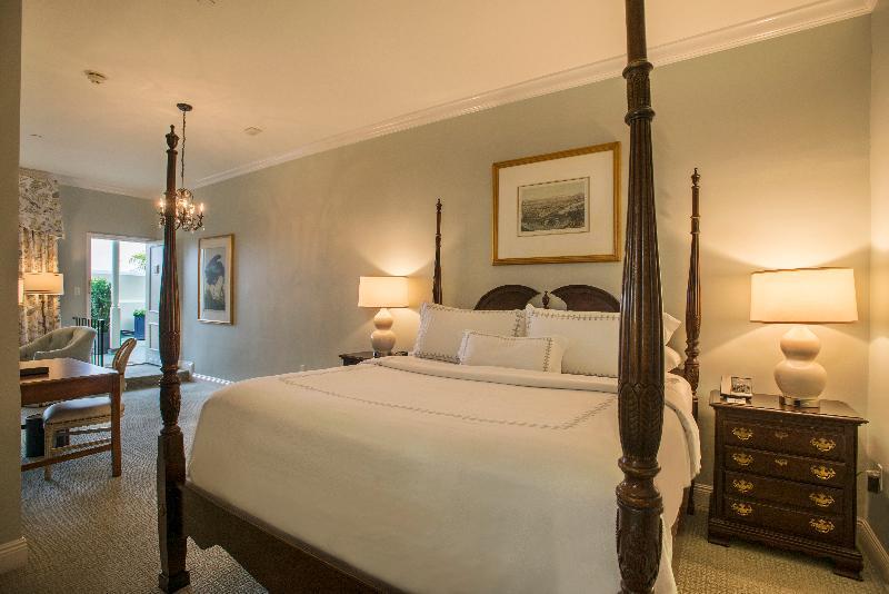 Bienville House Hotel Ню Орлиънс Екстериор снимка